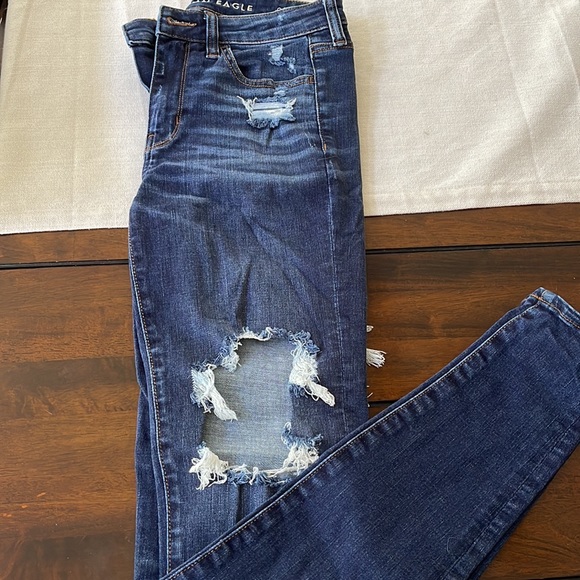 American Eagle Ripped Jeans - Picture 3 of 7